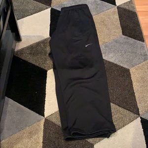 Men’s XL Nike Black ThermaFit Sweatpants